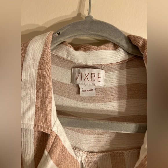 🌿 Vixbe Tie Front Striped Button Down Shirt - Picture 2 of 4